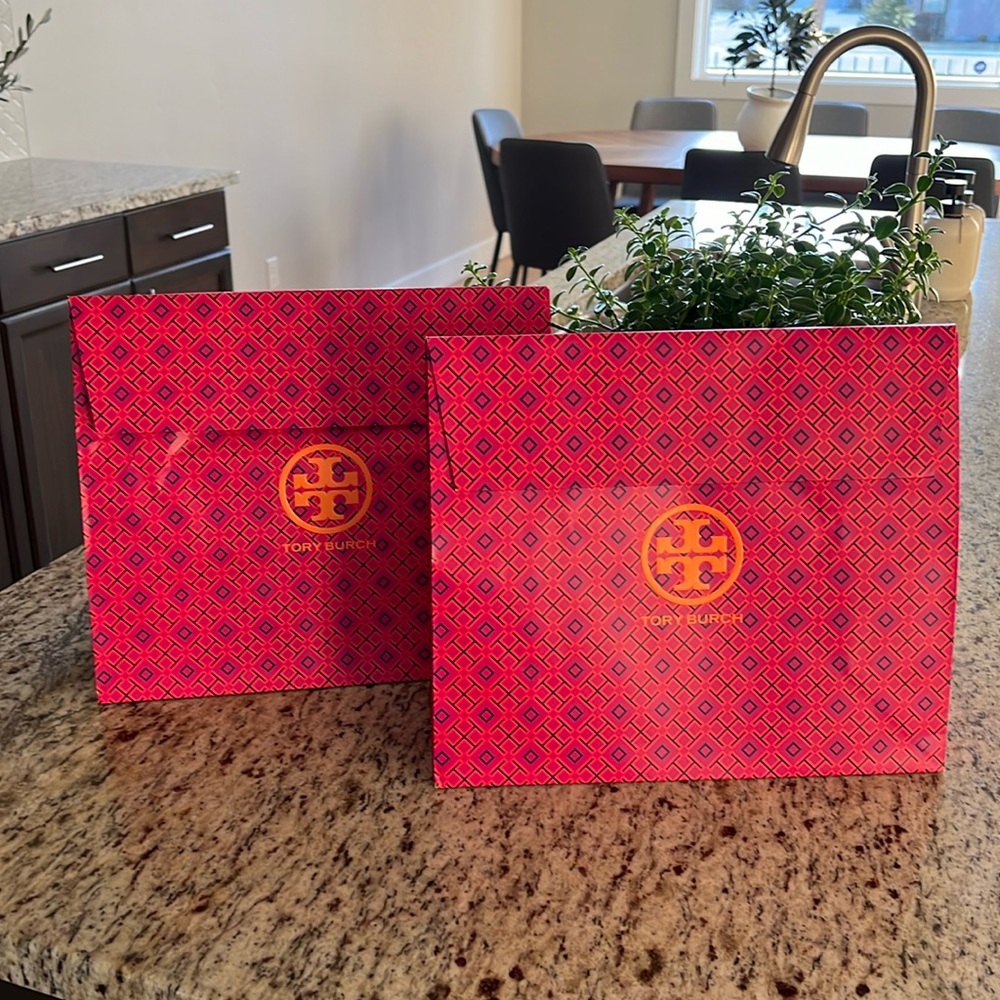Tory Burch 2 bags